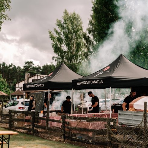 Divi Tomāti Picērijas Izbraukuma bankets